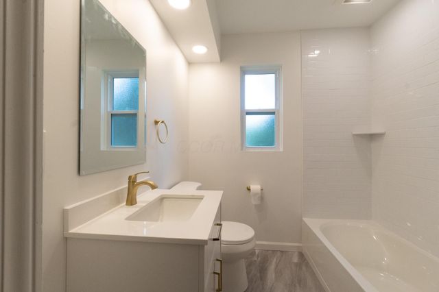 3161 Avalon Road, Upper Arlington, OH 43221