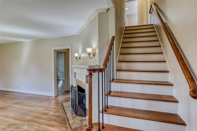 252 S Bell Street, Bellville, TX 77418