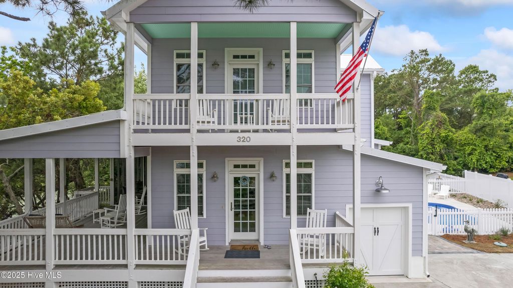 Image 2 of property listing at 320 Governor Safford Lane, Emerald Isle, NC 28594