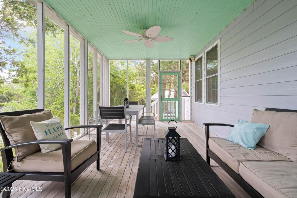 Image 48 of property listing at 320 Governor Safford Lane, Emerald Isle, NC 28594