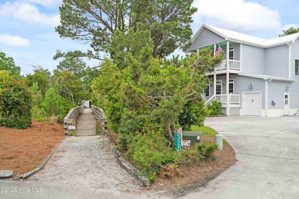 Image 55 of property listing at 320 Governor Safford Lane, Emerald Isle, NC 28594