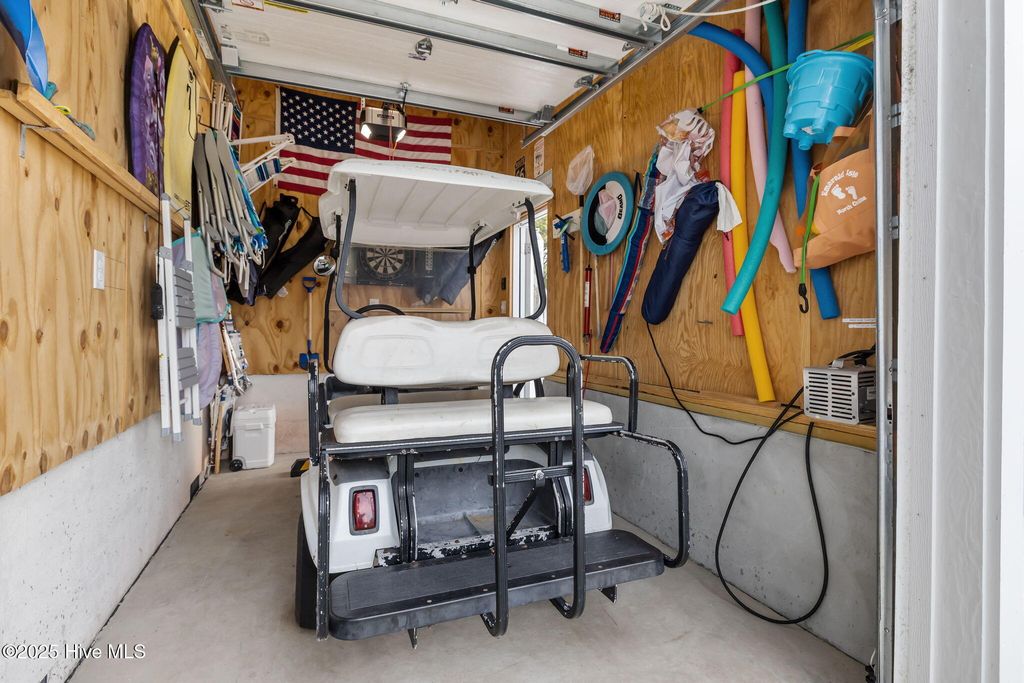 Image 86 of property listing at 320 Governor Safford Lane, Emerald Isle, NC 28594