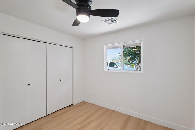 735 E MANHATTON Drive, Tempe, AZ 85282