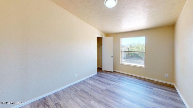 9484 S Tewa Trail, Vail, AZ 85641