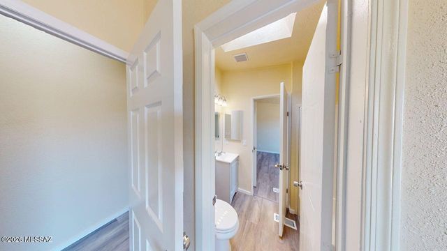 9484 S Tewa Trail, Vail, AZ 85641