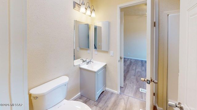 9484 S Tewa Trail, Vail, AZ 85641