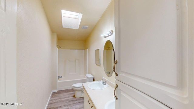 9484 S Tewa Trail, Vail, AZ 85641