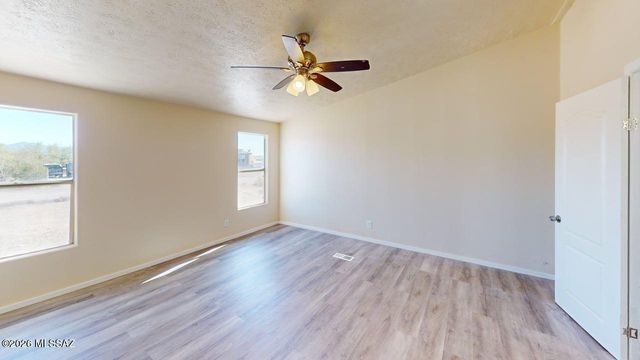 9484 S Tewa Trail, Vail, AZ 85641