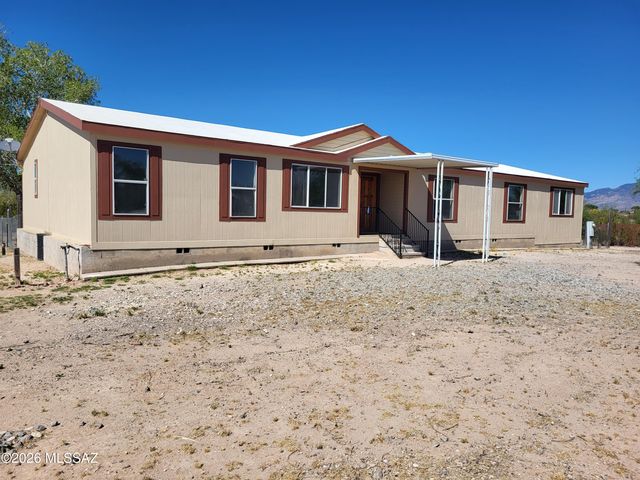9484 S Tewa Trail, Vail, AZ 85641