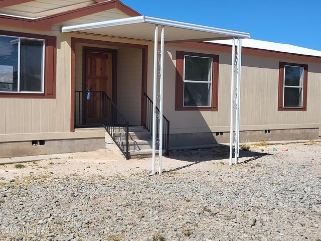 9484 S Tewa Trail, Vail, AZ 85641