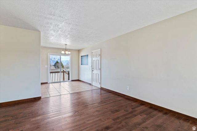 8961 S MAYFLOWER ST, West Jordan, UT 84088