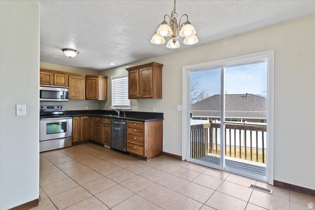 8961 S MAYFLOWER ST, West Jordan, UT 84088