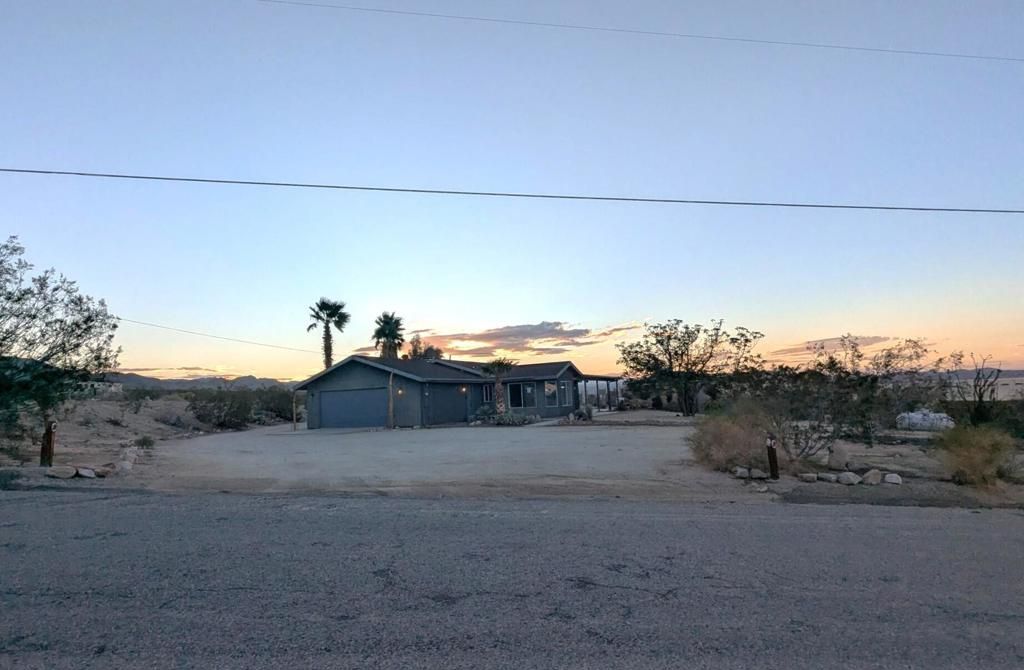 7084 Mount Lassen Avenue, Joshua Tree, CA 92252