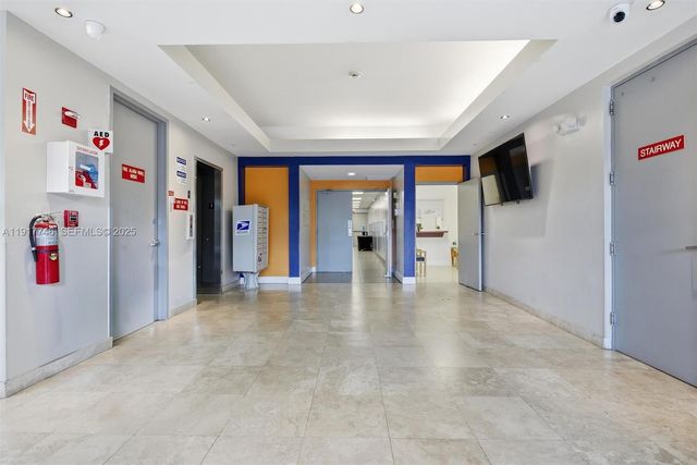 8527 Pines Blvd, Pembroke Pines, FL 33024