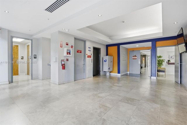 8527 Pines Blvd, Pembroke Pines, FL 33024