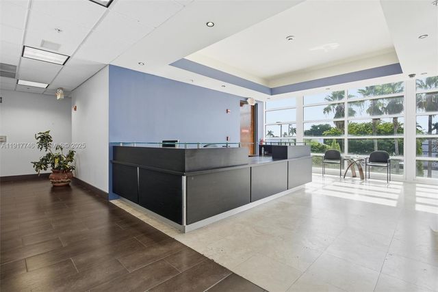 8527 Pines Blvd, Pembroke Pines, FL 33024