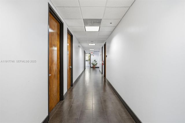 8527 Pines Blvd, Pembroke Pines, FL 33024