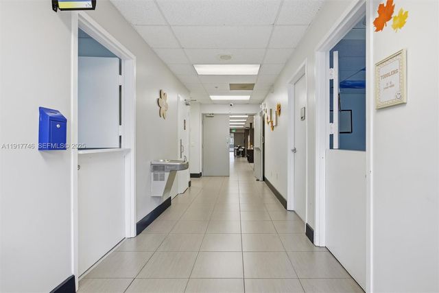 8527 Pines Blvd, Pembroke Pines, FL 33024