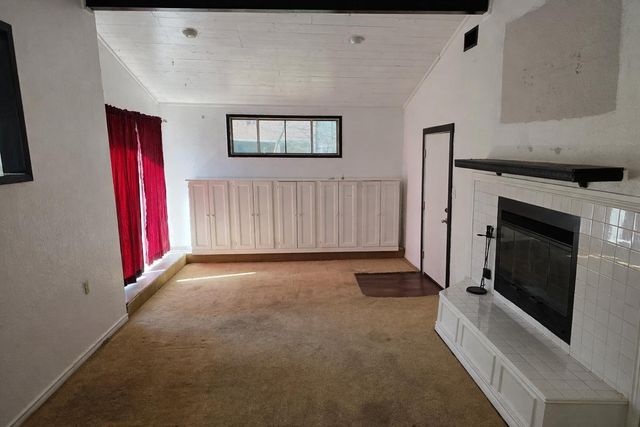 305 N 5th ST, Thorndale, TX 76577