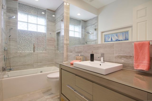 136 Florence Drive, Jupiter, FL 33458