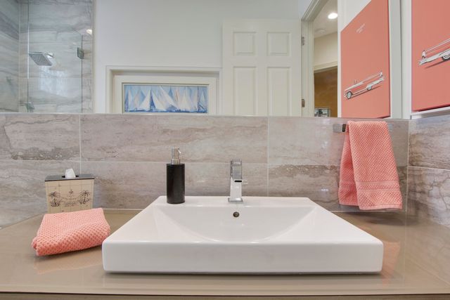 136 Florence Drive, Jupiter, FL 33458