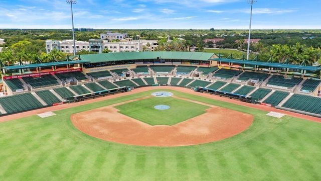 136 Florence Drive, Jupiter, FL 33458