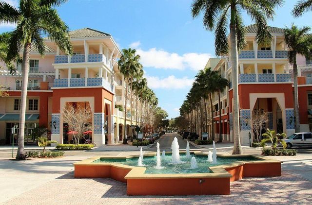 136 Florence Drive, Jupiter, FL 33458