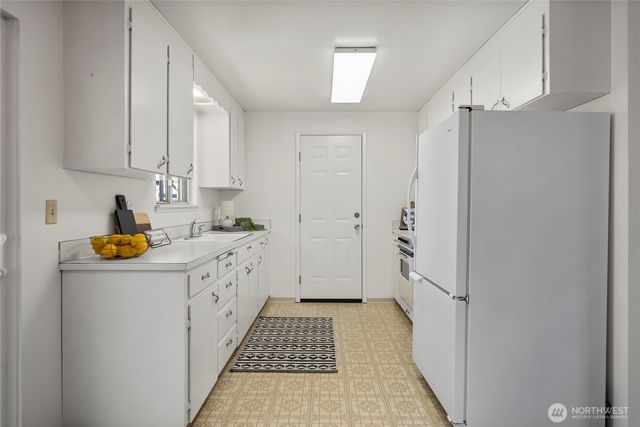 4933 30th Street NE, Tacoma, WA 98422