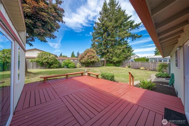 4933 30th Street NE, Tacoma, WA 98422
