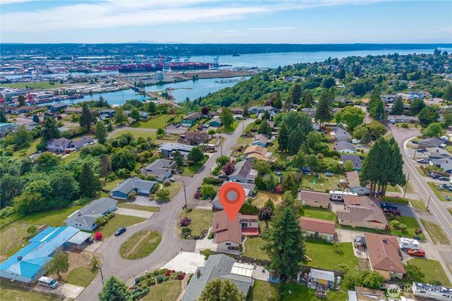 4933 30th Street NE, Tacoma, WA 98422