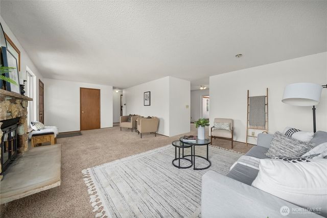 4933 30th Street NE, Tacoma, WA 98422