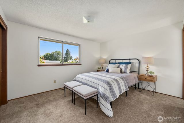 4933 30th Street NE, Tacoma, WA 98422