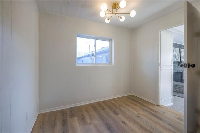 107 S Claremont Avenue, Independence, MO 64054