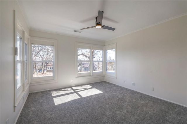 107 S Claremont Avenue, Independence, MO 64054