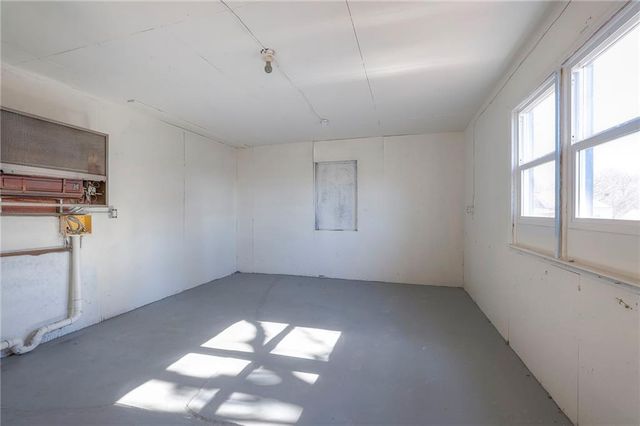 107 S Claremont Avenue, Independence, MO 64054