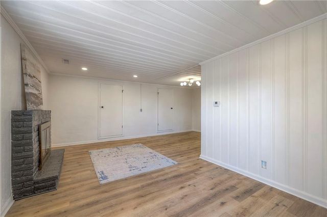 107 S Claremont Avenue, Independence, MO 64054