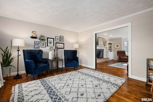 313 E WHITE OAK Court, East Peoria, IL 61611