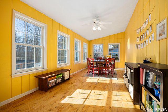 313 E WHITE OAK Court, East Peoria, IL 61611