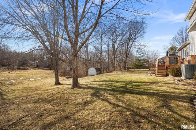 313 E WHITE OAK Court, East Peoria, IL 61611