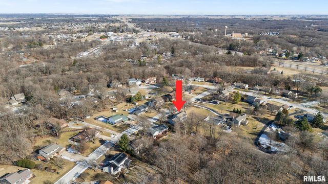 313 E WHITE OAK Court, East Peoria, IL 61611