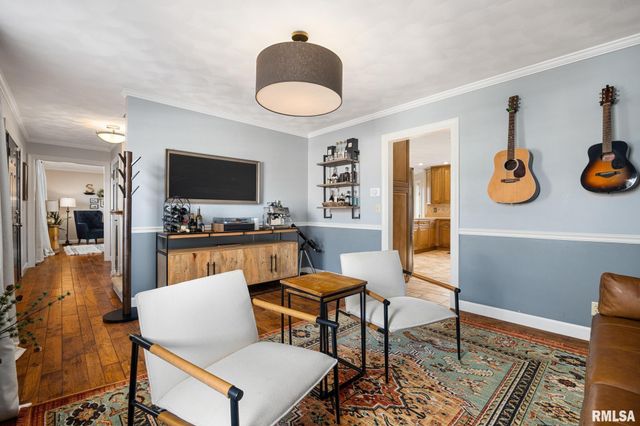 313 E WHITE OAK Court, East Peoria, IL 61611