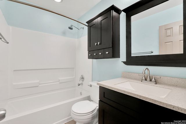 13219 Hopkins Glade, San Antonio, TX 78249