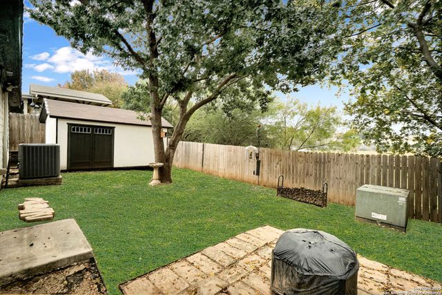 13219 Hopkins Glade, San Antonio, TX 78249