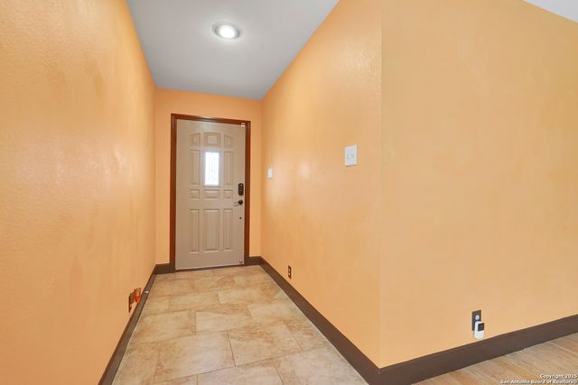 13219 Hopkins Glade, San Antonio, TX 78249