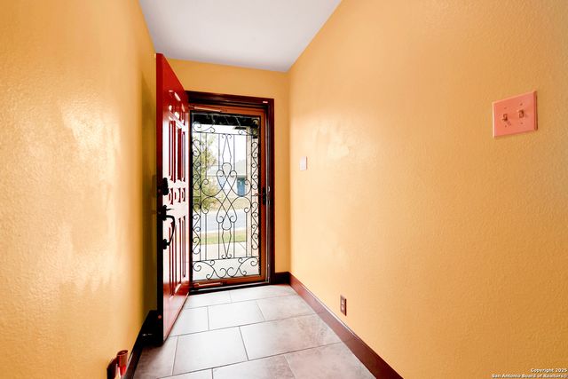 13219 Hopkins Glade, San Antonio, TX 78249