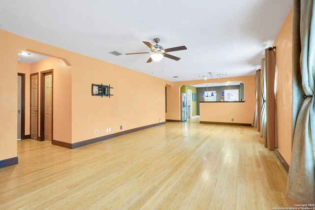 13219 Hopkins Glade, San Antonio, TX 78249