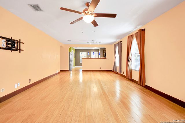 13219 Hopkins Glade, San Antonio, TX 78249