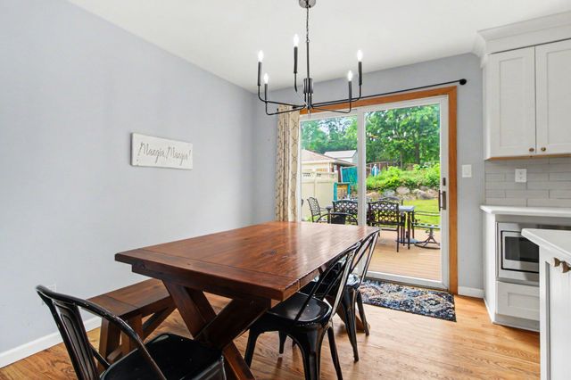 1221 Wines Drive, Ann Arbor, MI 48103