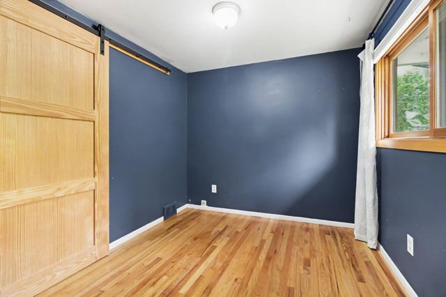 1221 Wines Drive, Ann Arbor, MI 48103