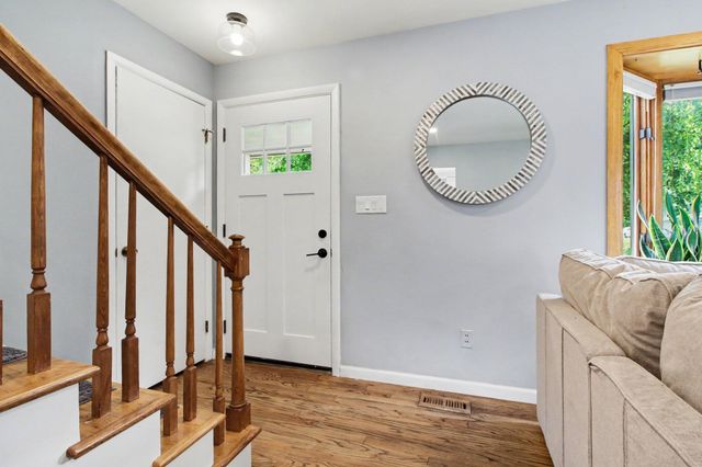 1221 Wines Drive, Ann Arbor, MI 48103